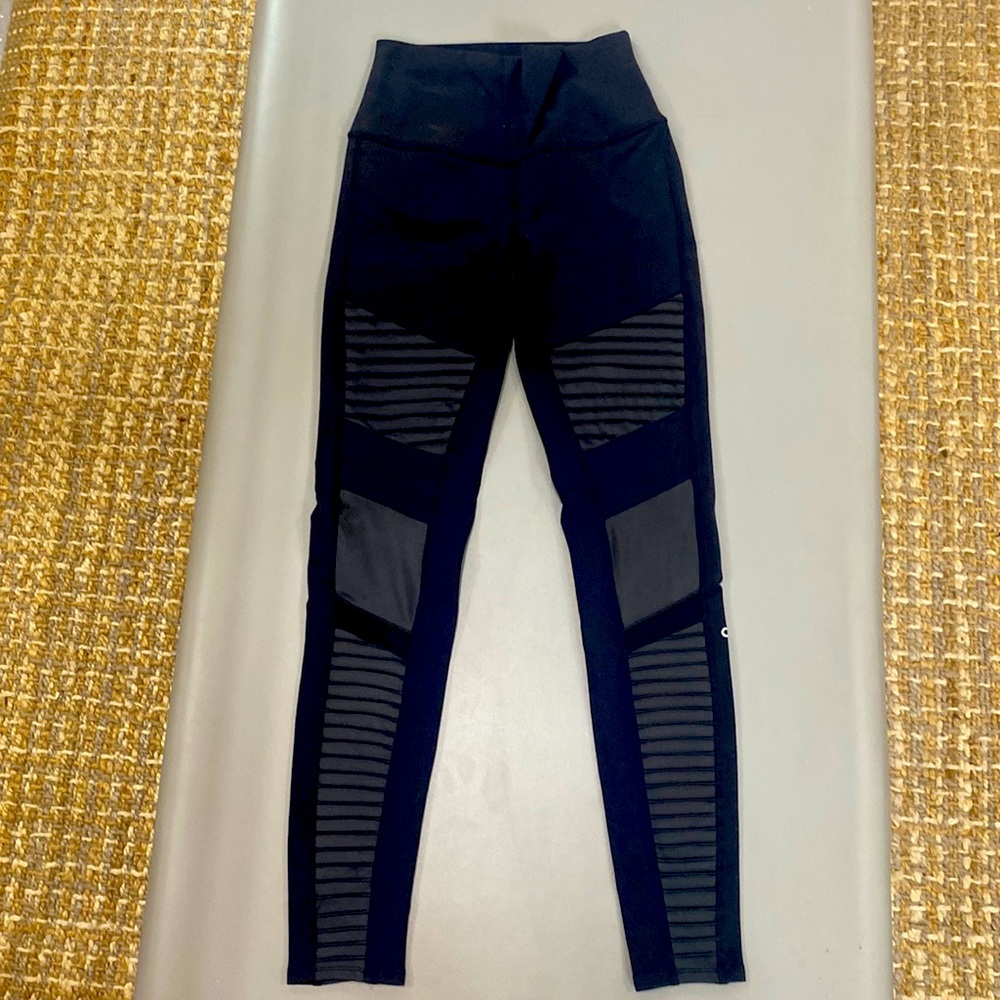 Alo High-Waisted Moto Leggings